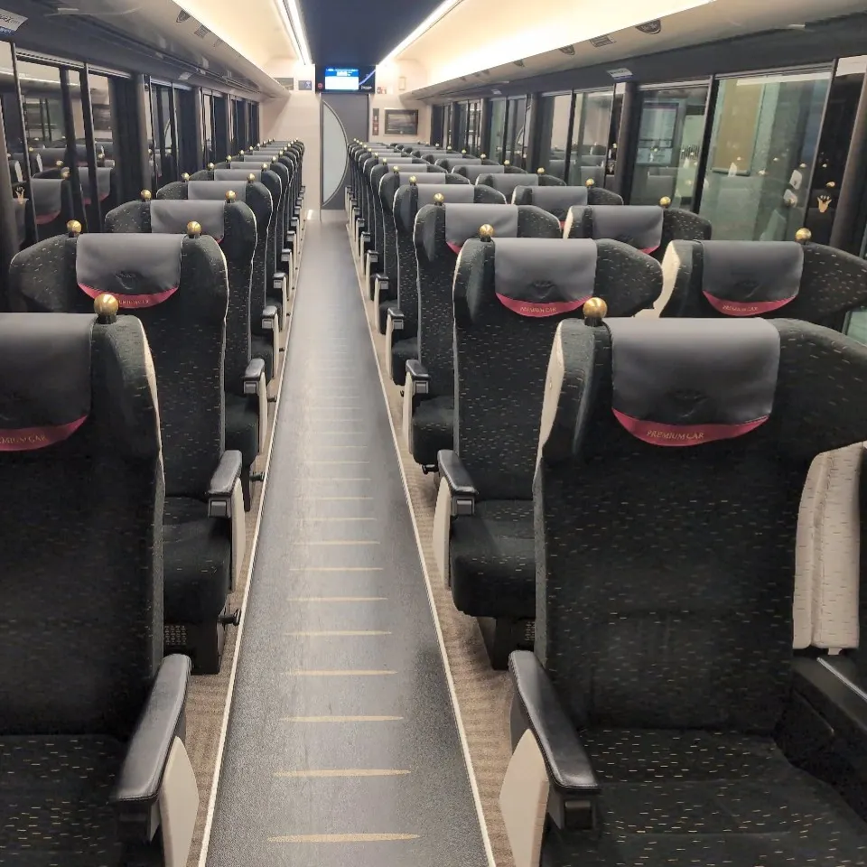 京阪3000系 Comfort Saloon Premium Car 車内