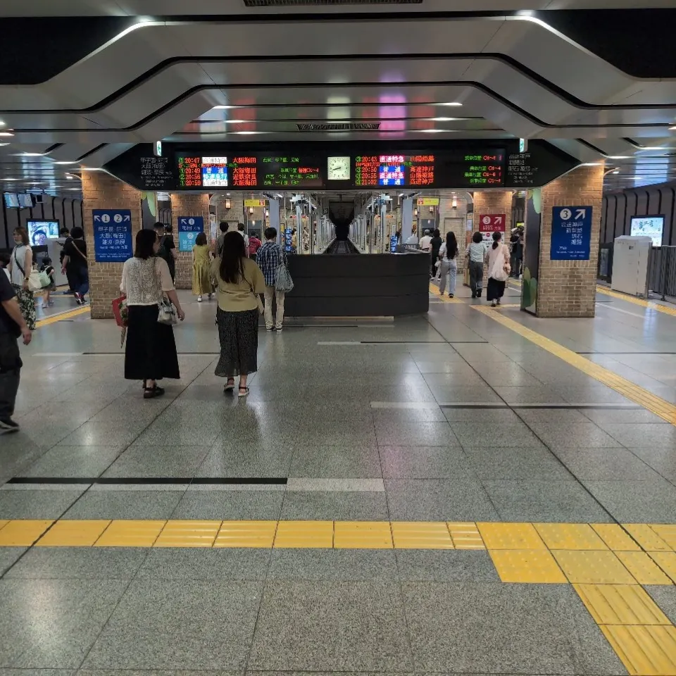 阪神神戸三宮駅 駅構内